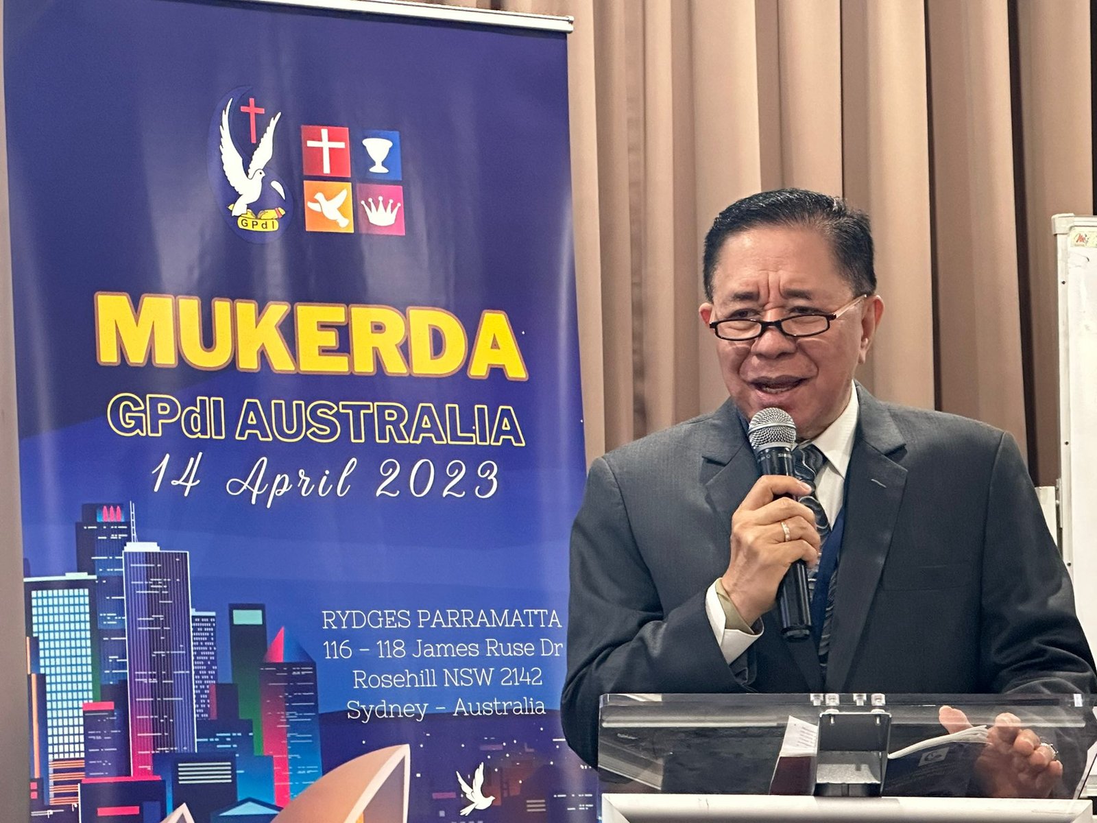 Ketua Umum Majelis Pusat GPdI Pdt. DR. Johny Weol MM., M.Th di acara MUKERDA GPdI Australia 2023