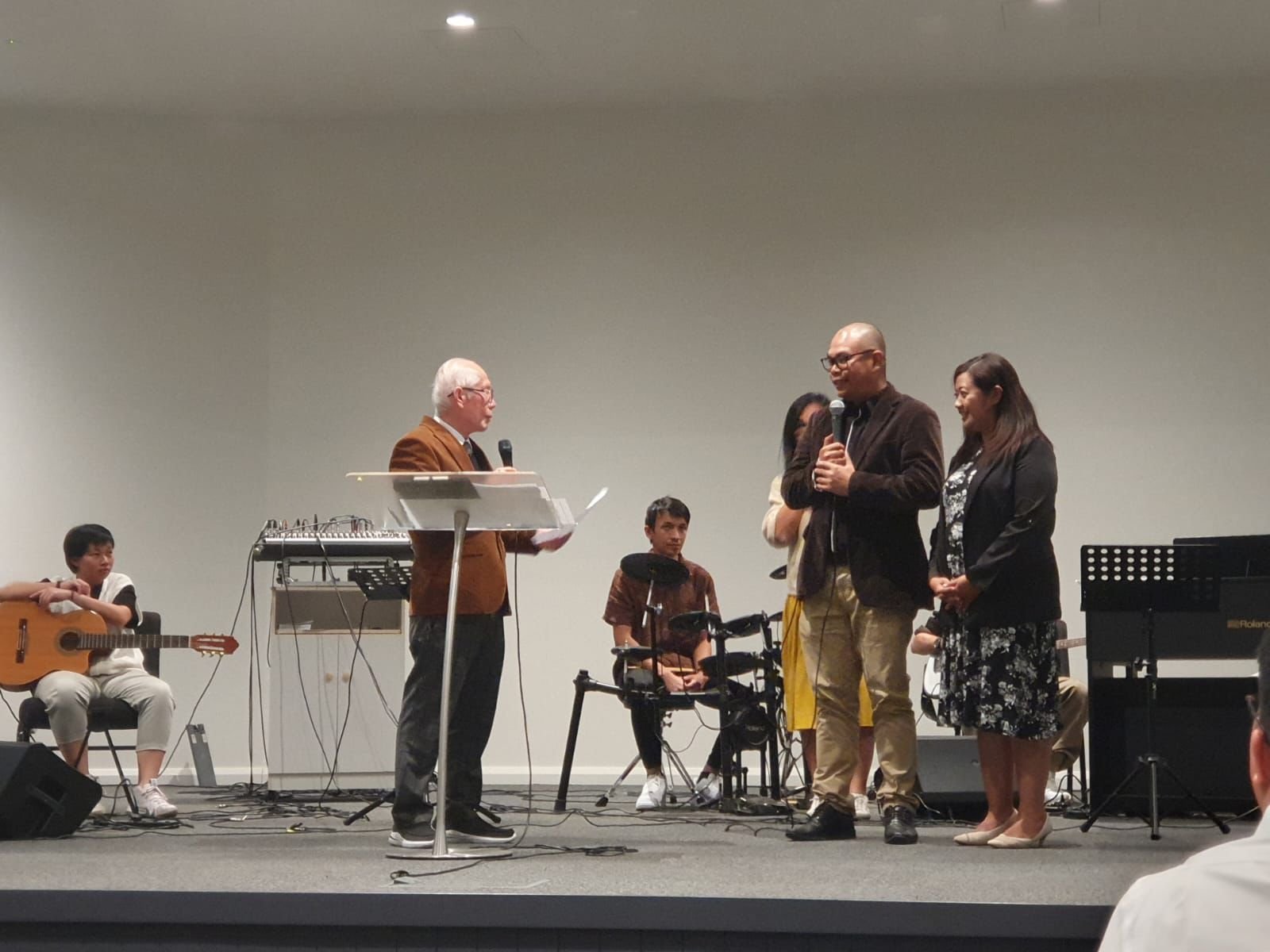 Pentahbisan sekaligus Pelantikan Pdt. Orlando Scharamm sebagai Gembala Jemaat GPdI Cobram Australia di 44 Catona st. Cobram (Riverside Church). Ibadah dipimpin langsung Ketua MD GPdI Australia, Ps Max Meiruntu.